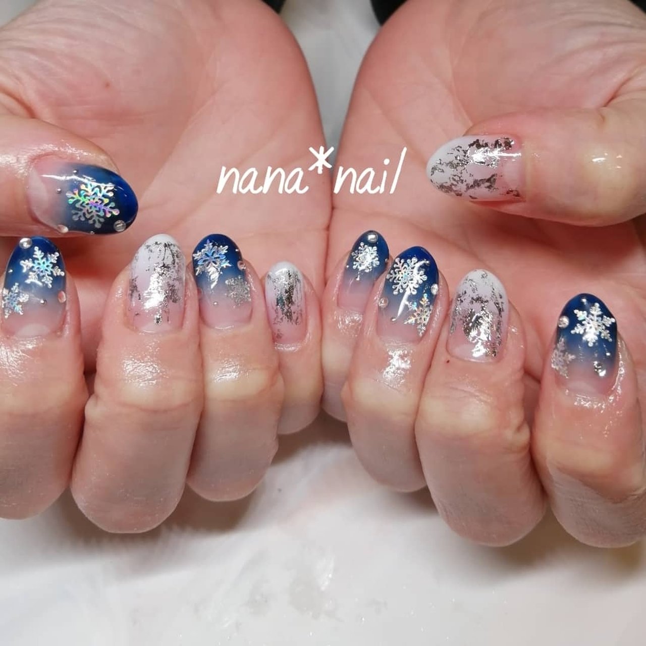 冬 クリスマス 女子会 ハンド グラデーション Nana Nailのネイルデザイン No ネイルブック