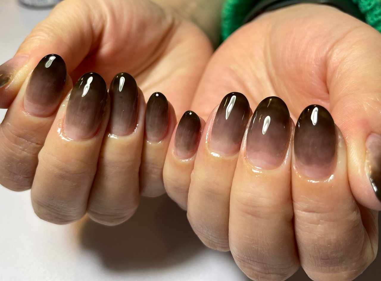 秋 冬 ハンド シンプル グラデーション ナナハルのネイルデザイン No ネイルブック