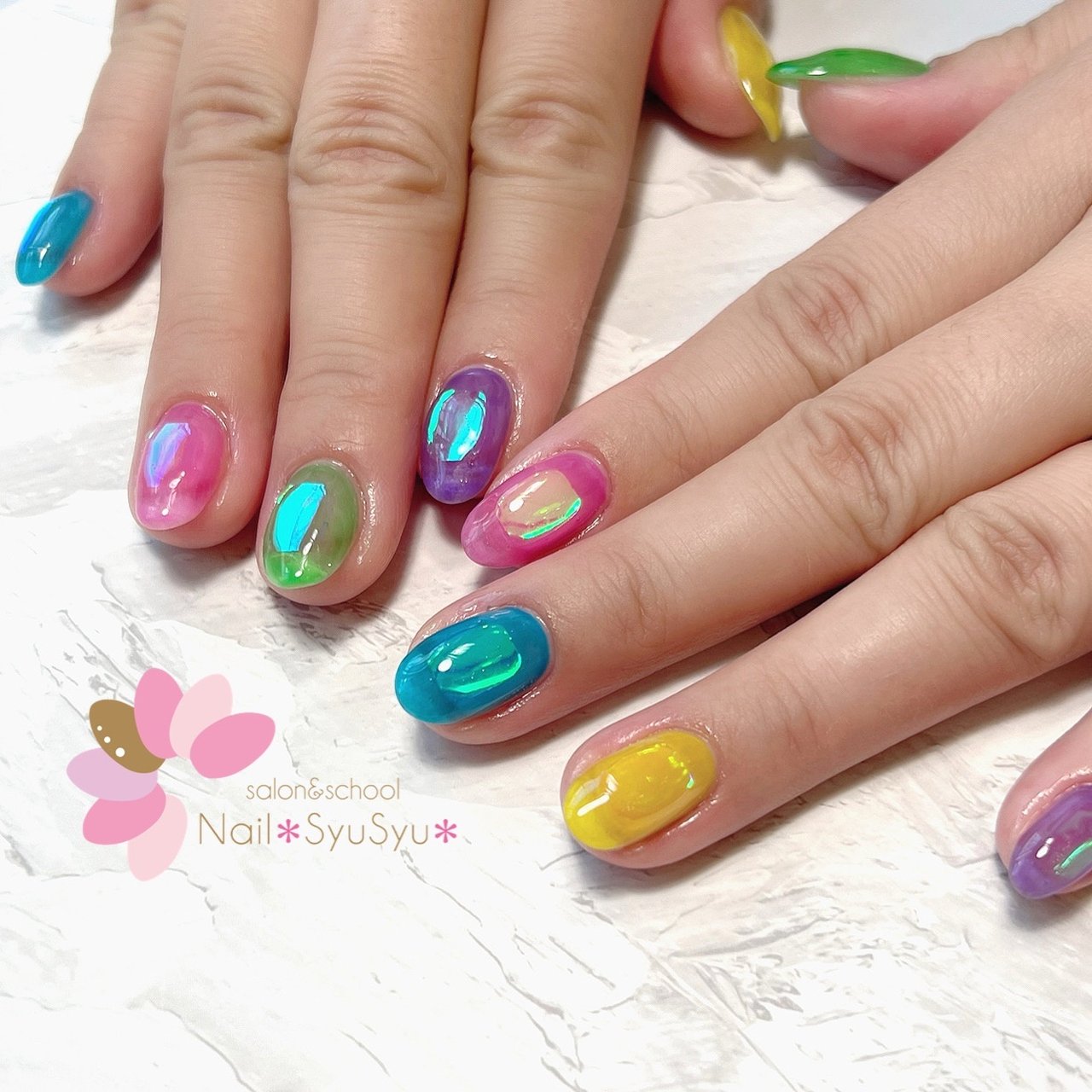 冬 オールシーズン ハンド ワンカラー フェザー Nail Syusyu ネイルシュシュのネイルデザイン No ネイルブック