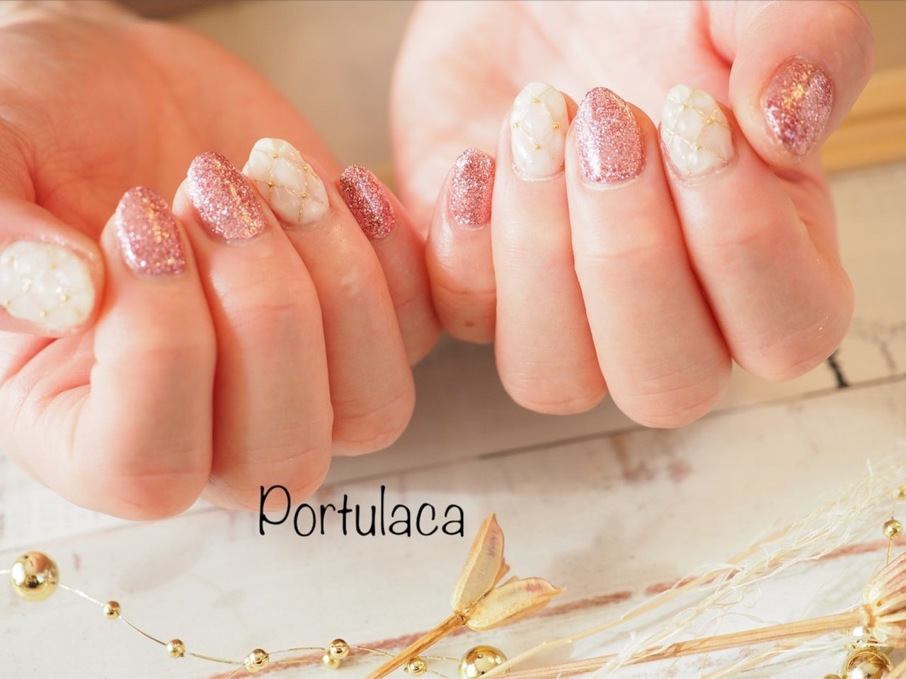 冬 オールシーズン ラメ キルティング ホワイト 愛能知加子 Portulacaのネイルデザイン No ネイルブック