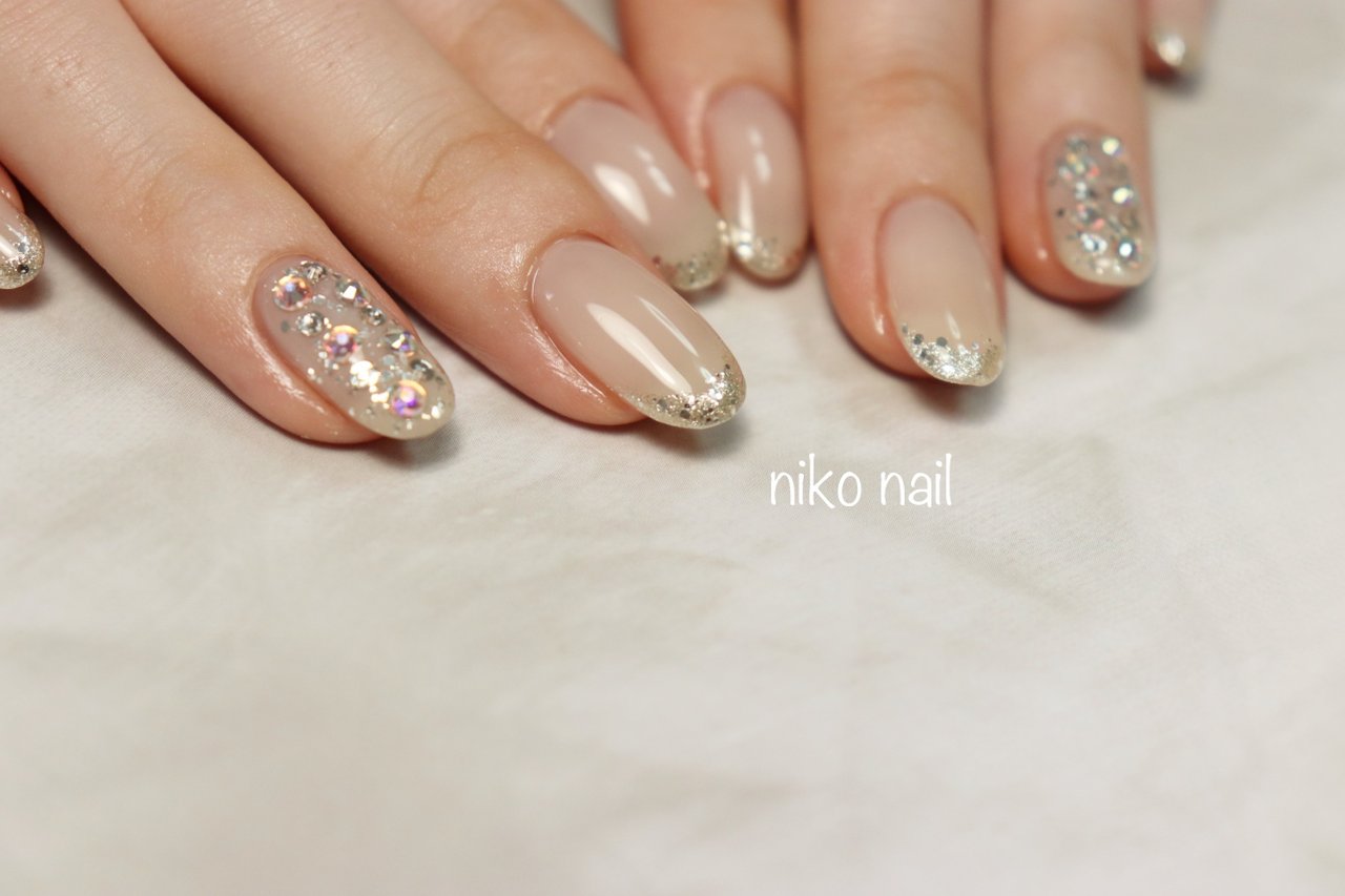 シンプル フレンチ ホログラム ラメ ジェルネイル Niko Nail Emiのネイルデザイン No ネイルブック