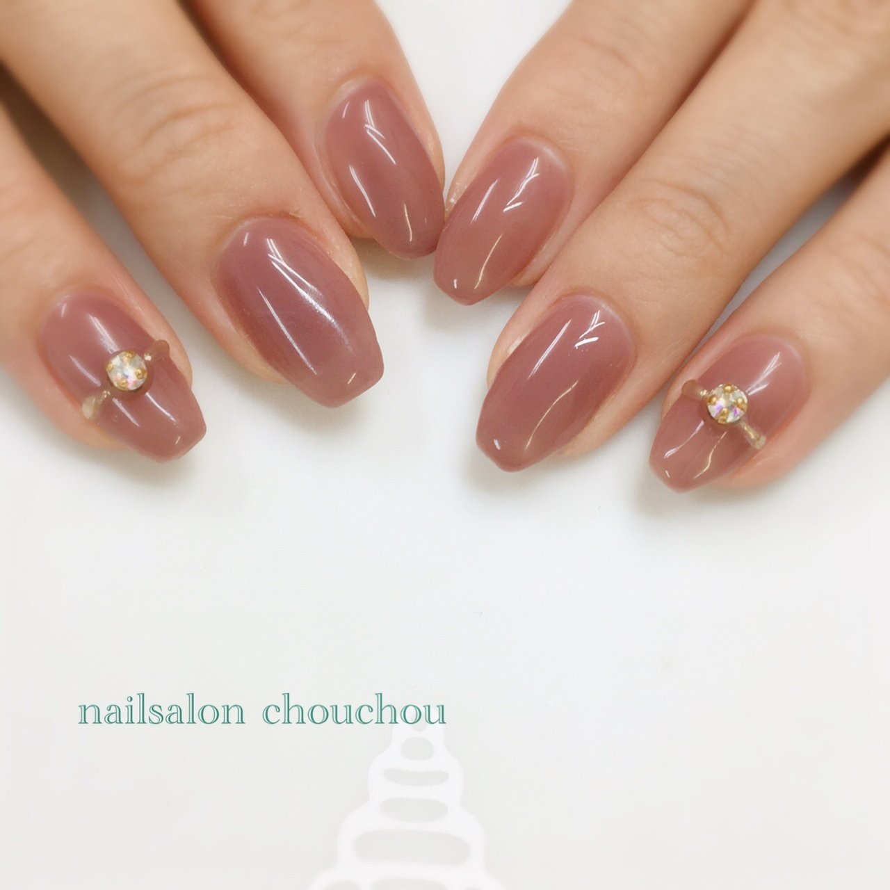 オールシーズン ハンド シンプル ワンカラー ビジュー Ryoko Oのネイルデザイン No ネイルブック