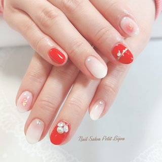 レッド 赤 白グラデーションのネイルデザイン ネイルブック