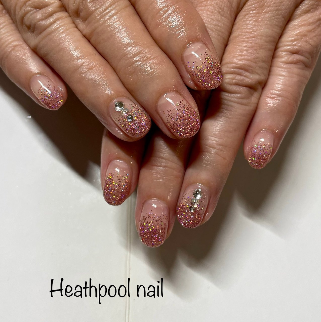 ハンド グラデーション ラメ ピンク ジェルネイル Heathpoolnailのネイルデザイン No ネイルブック