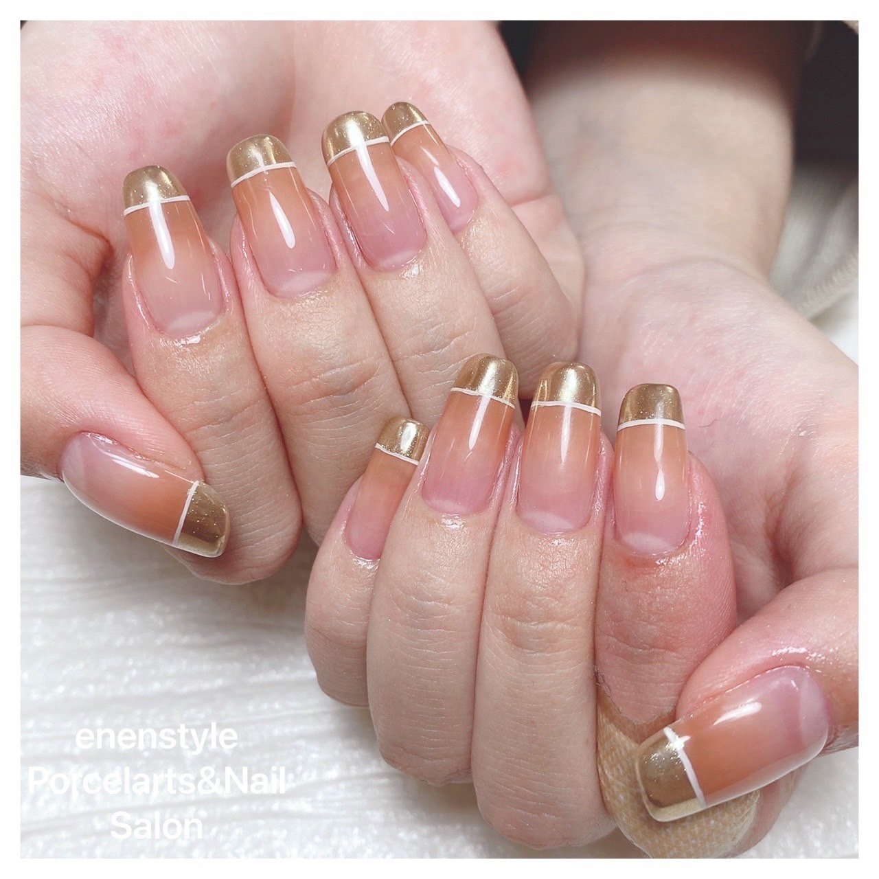 フレンチ グラデーション ラメ ピンク ゴールド Enenstyle Porcelarts Nail Salonのネイル デザイン No ネイルブック