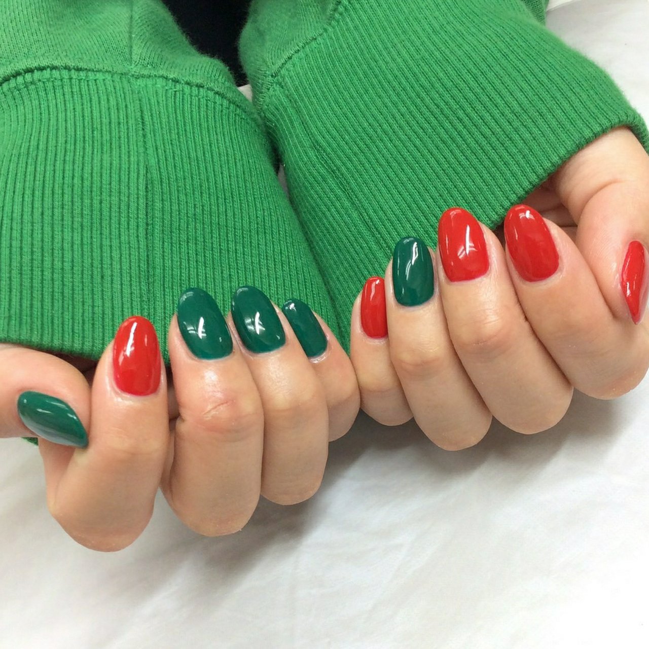 冬 クリスマス ハンド シンプル ショート Nailsalon Daisyのネイルデザイン No ネイルブック