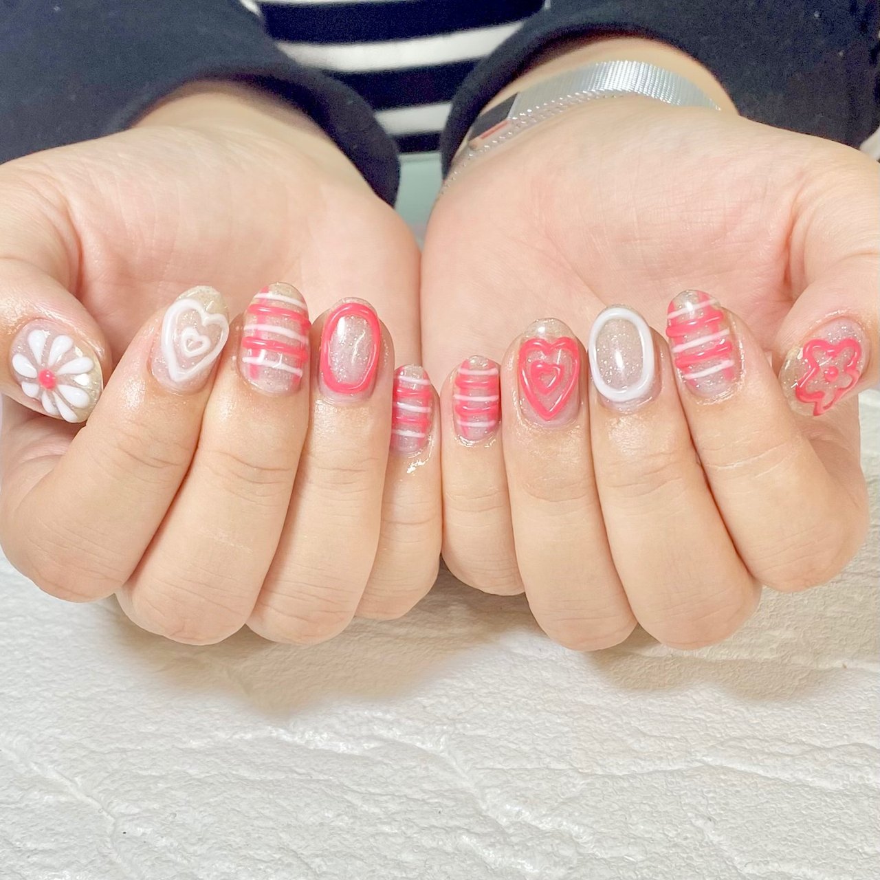 冬 オールシーズン ハンド フラワー チェック Nail Salon Lamer ラメール のネイルデザイン No ネイルブック