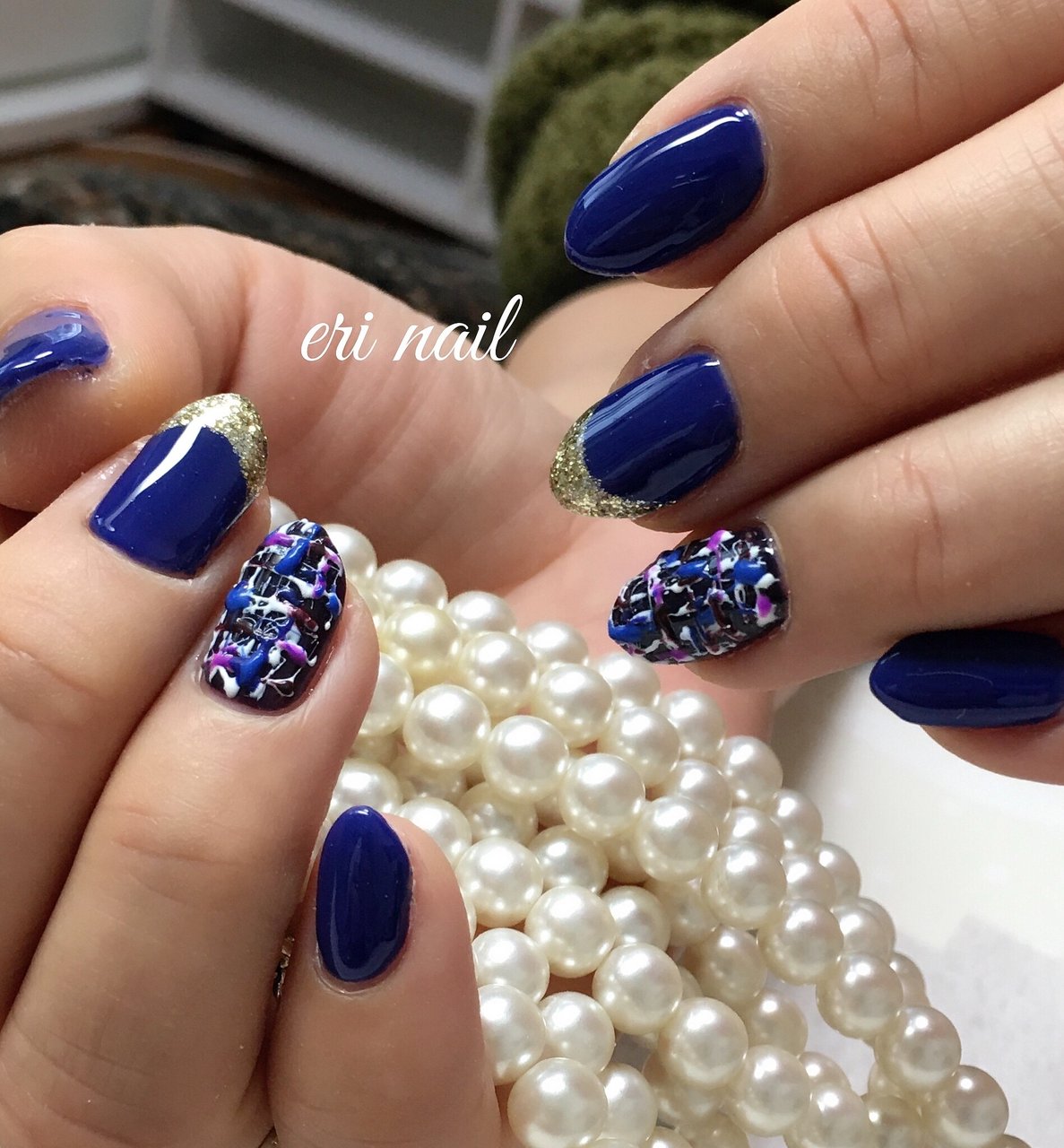 秋 冬 ハンド 変形フレンチ ツイード 名古屋市天白区 自宅ネイルサロン Eri Nailのネイルデザイン No ネイルブック