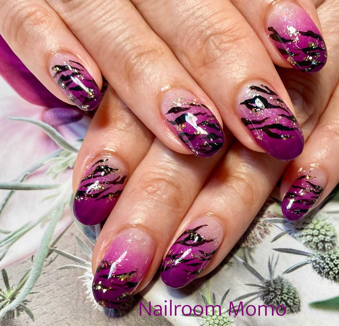 オールシーズン ハンド グラデーション ラメ アニマル柄 Nailroommomo ネイルルームモモ のネイルデザイン No ネイルブック