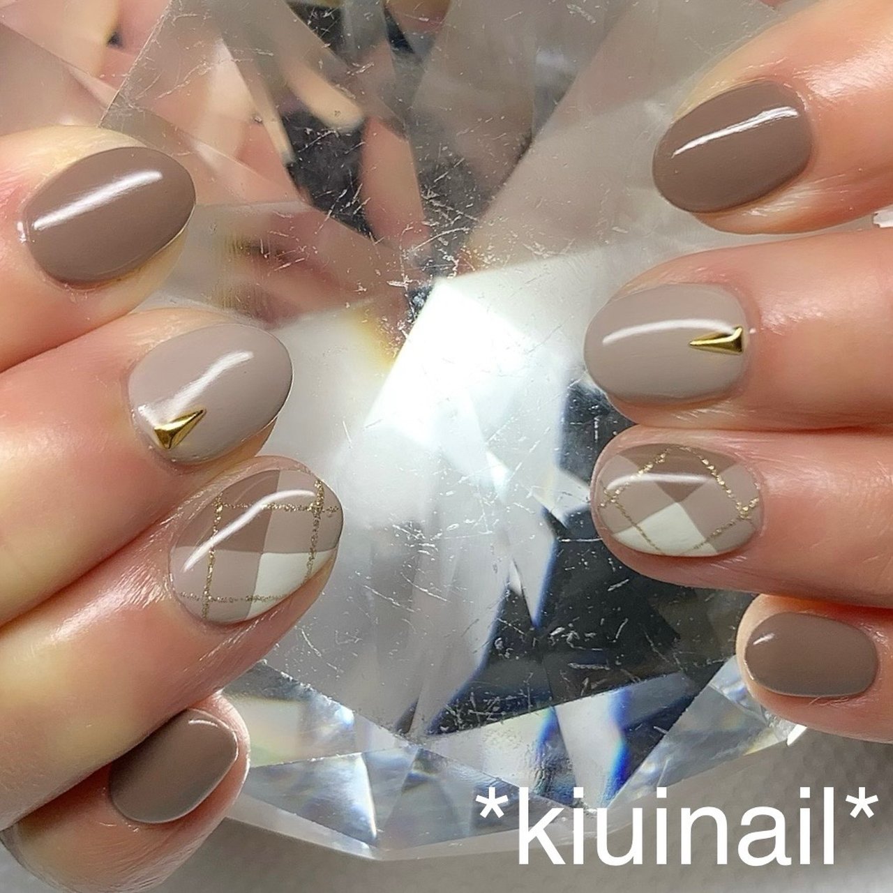 冬 ハンド アーガイル ショート ブラウン Kiuinailのネイルデザイン No ネイルブック