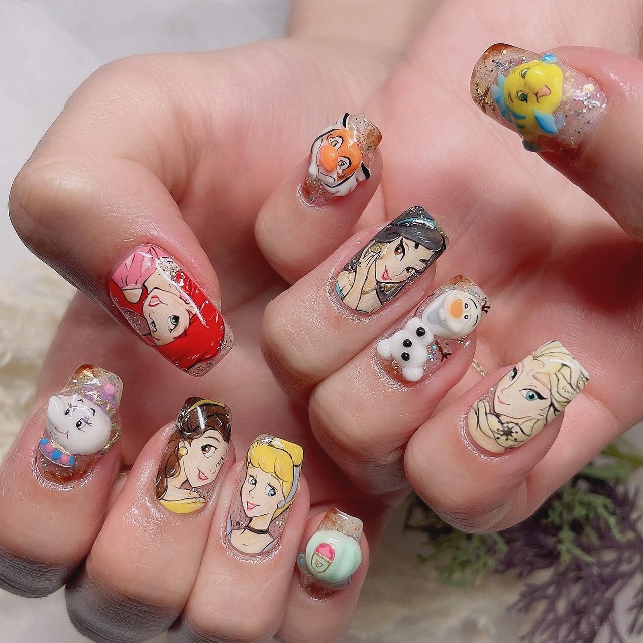 オールシーズン ハンド 痛ネイル キャラクター ミディアム Nailsalon ナシノキのネイルデザイン No ネイルブック