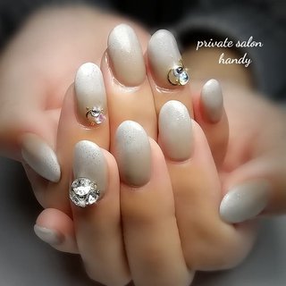 22年 新着順 グレージュ ダブルグラデーションネイルのネイルデザイン ネイルブック