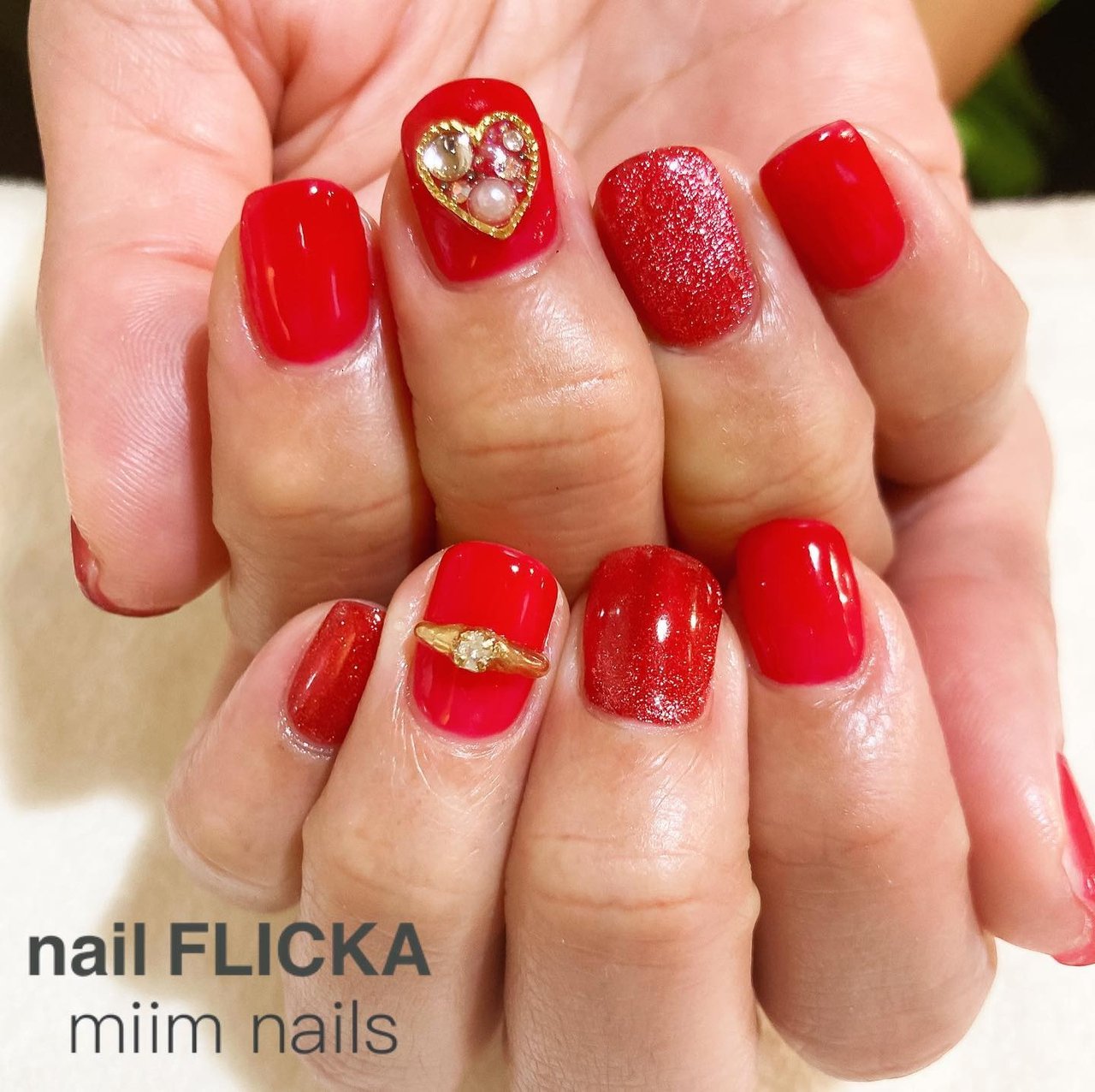 冬 オールシーズン お正月 バレンタイン ハンド Nail Flicka Sapporoのネイルデザイン No ネイルブック