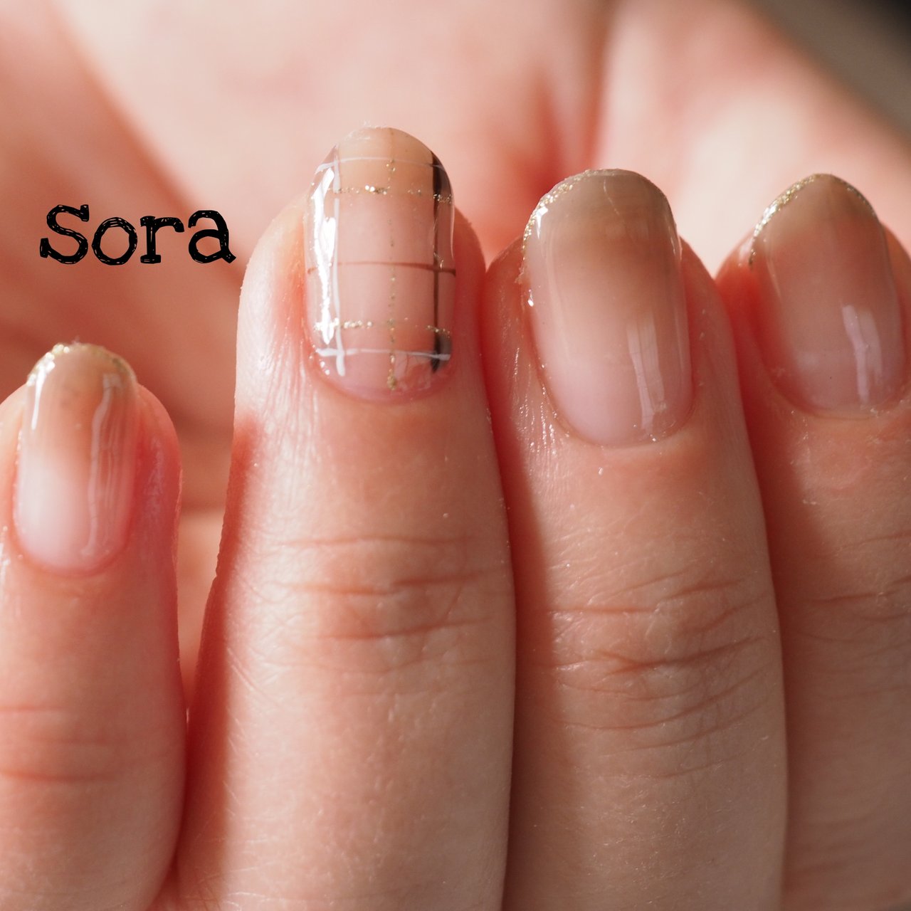 ハンド グラデーション ラメ チェック ホワイト そらみのネイルデザイン No ネイルブック