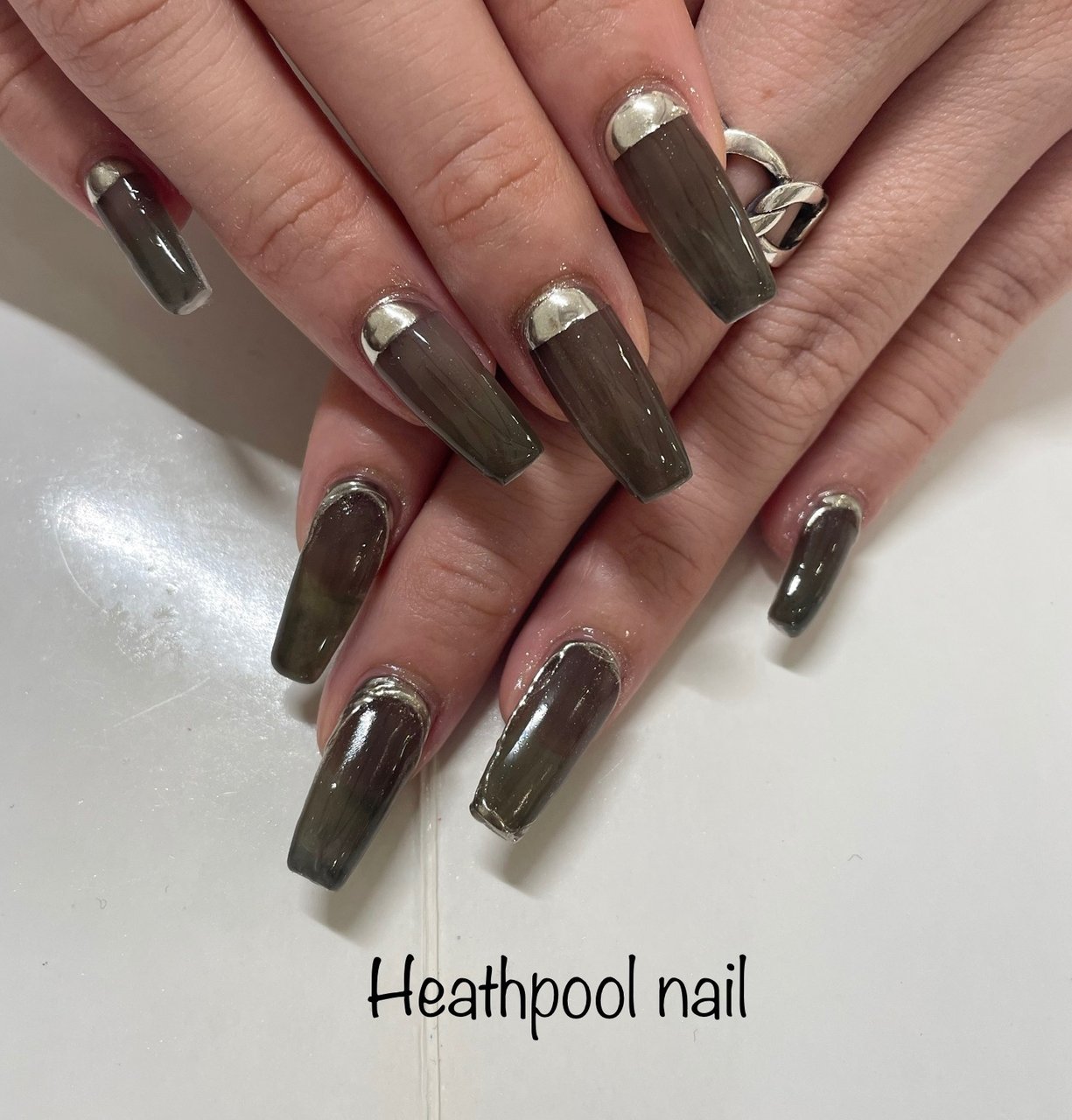 ハンド 変形フレンチ 3d ミラー ブラック Heathpoolnailのネイルデザイン No ネイルブック