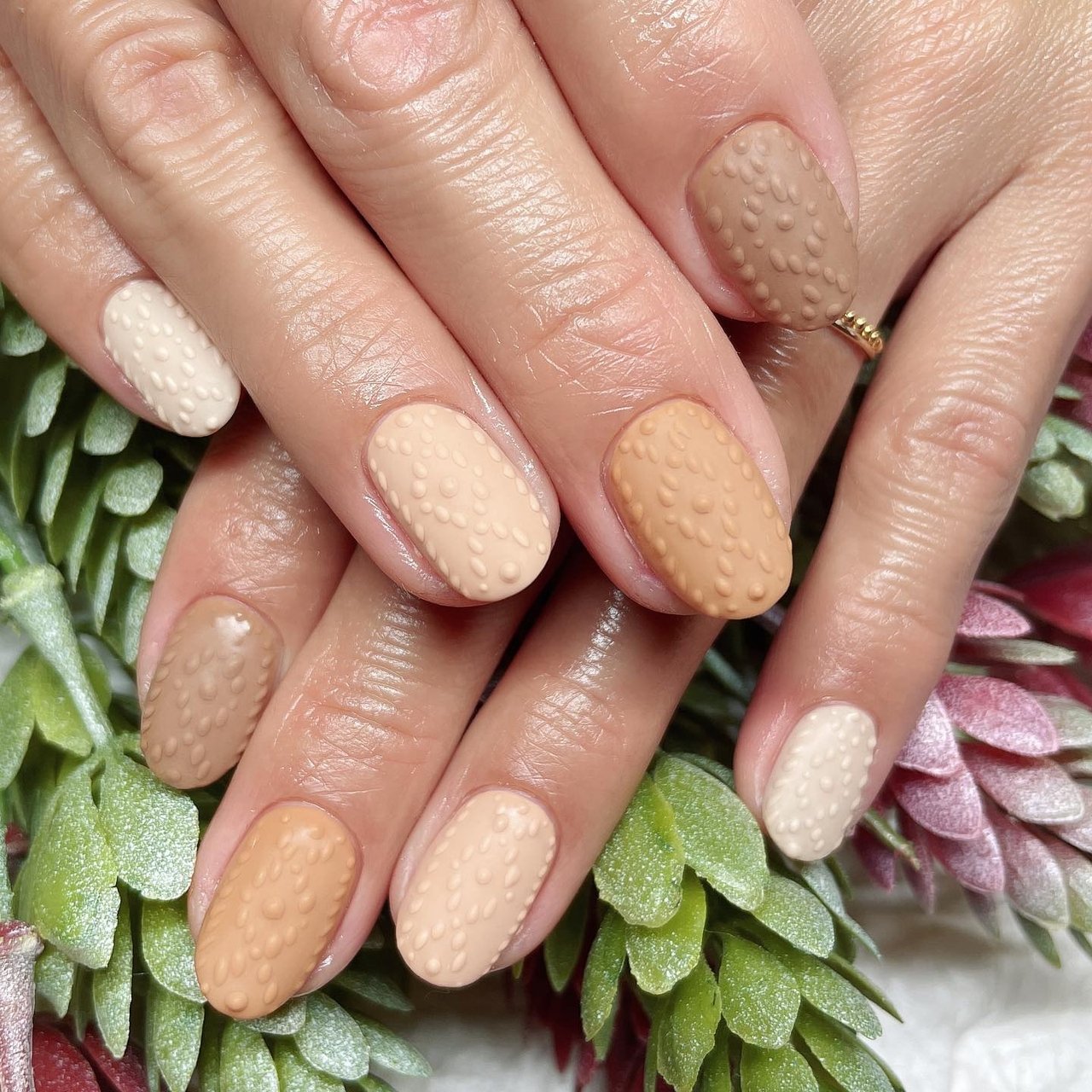 秋 冬 ハンド ニット ミディアム ネイルサロン ナシノキのネイルデザイン No ネイルブック