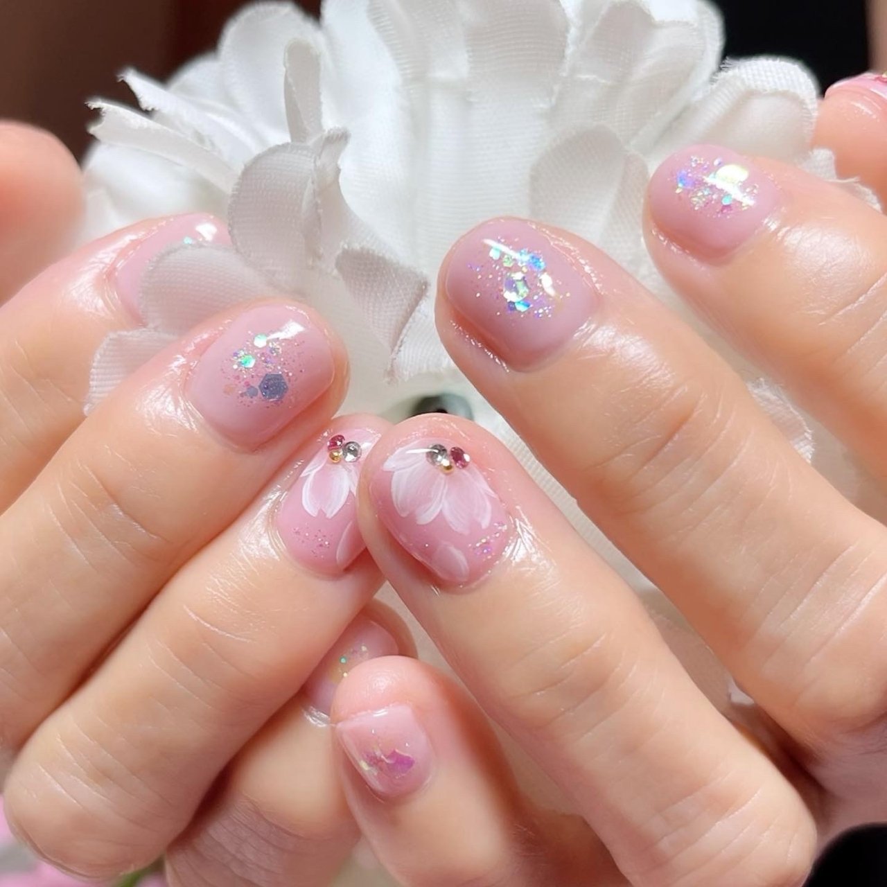 春 冬 ハンド シンプル ホログラム Nail Room Souvenirのネイルデザイン No ネイルブック