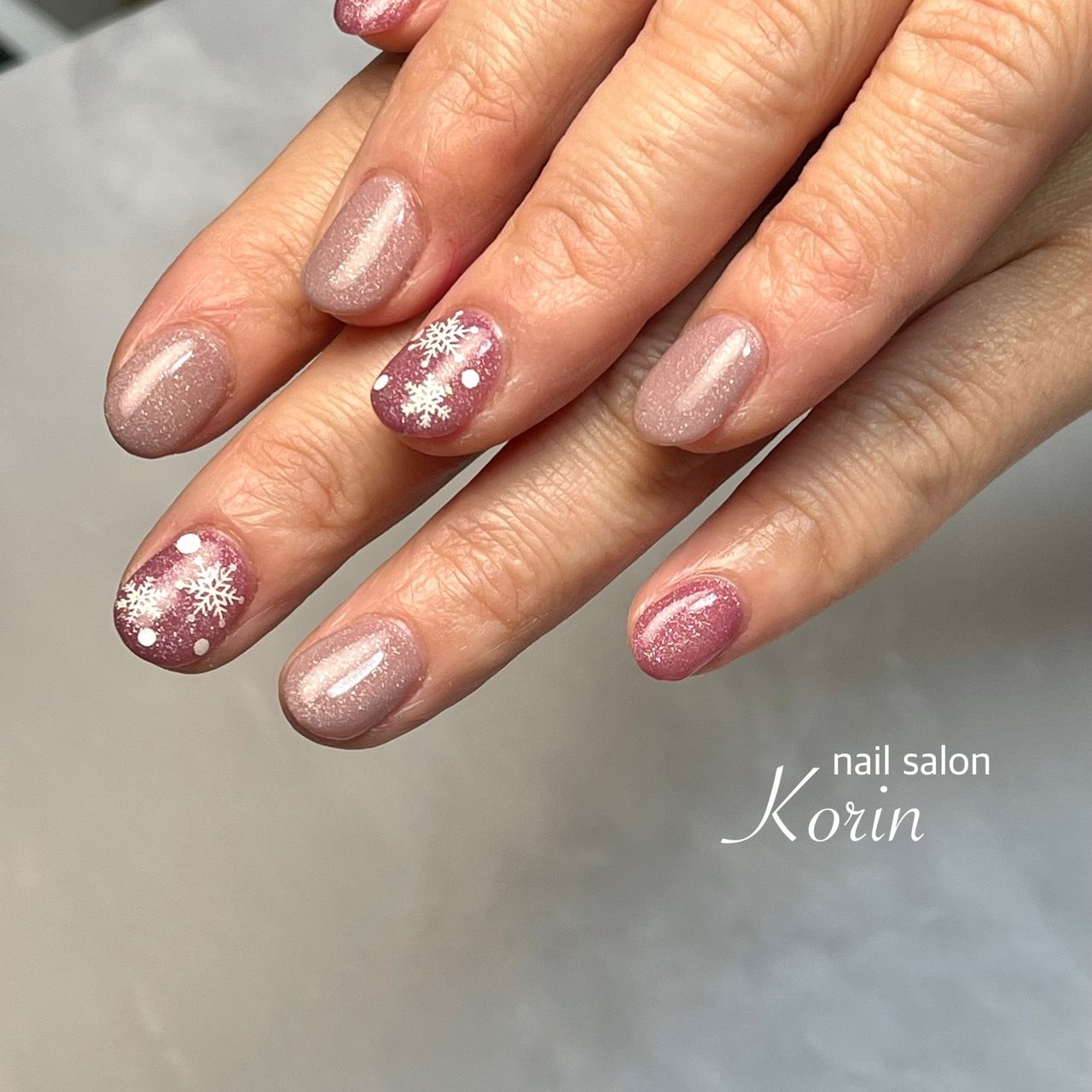 冬 クリスマス ハンド ワンカラー 雪の結晶 Nail Salon Korinのネイルデザイン No ネイルブック