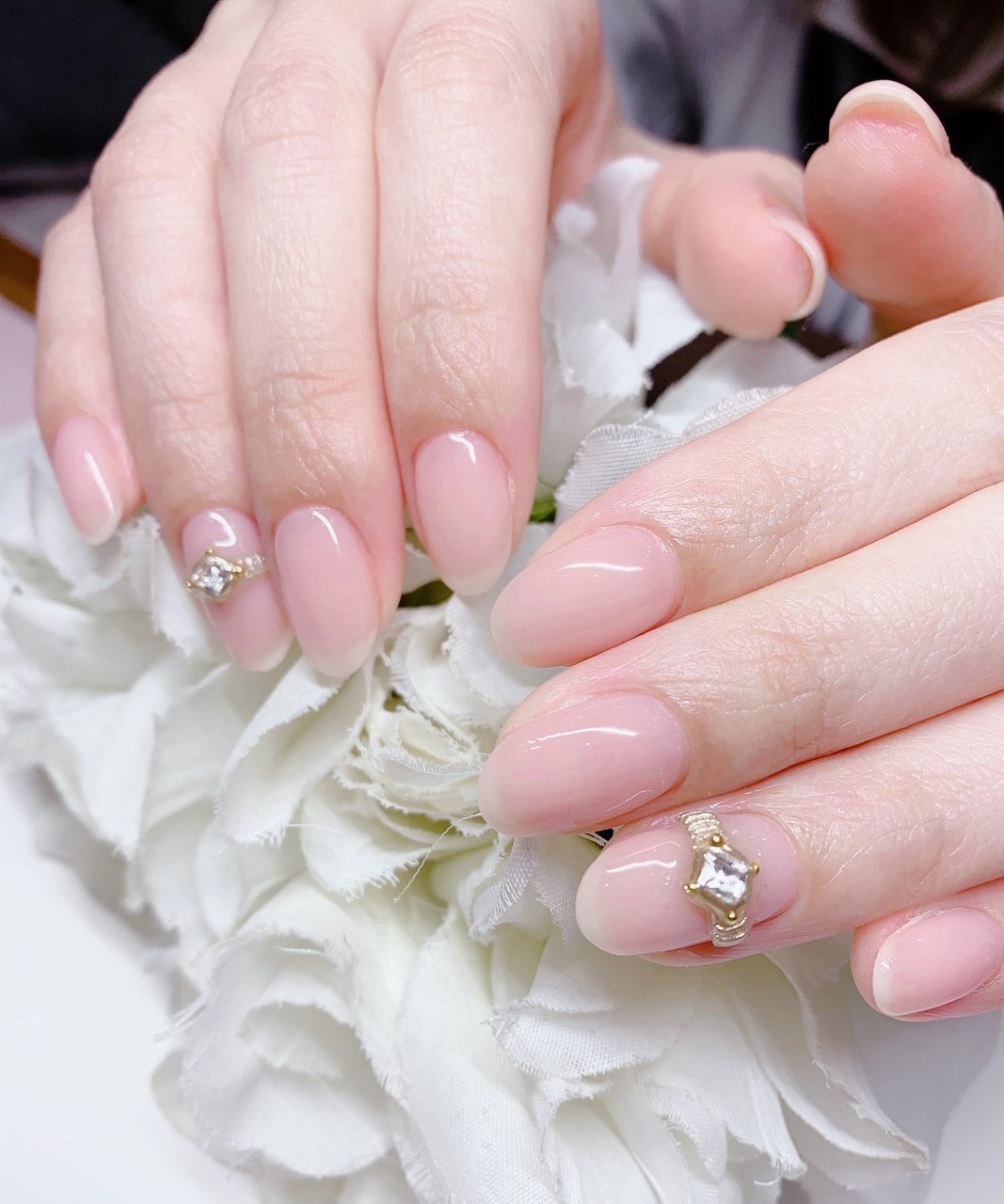 ハンド シンプル ビジュー ワンカラー クリア あめちゃんのネイルデザイン No ネイルブック