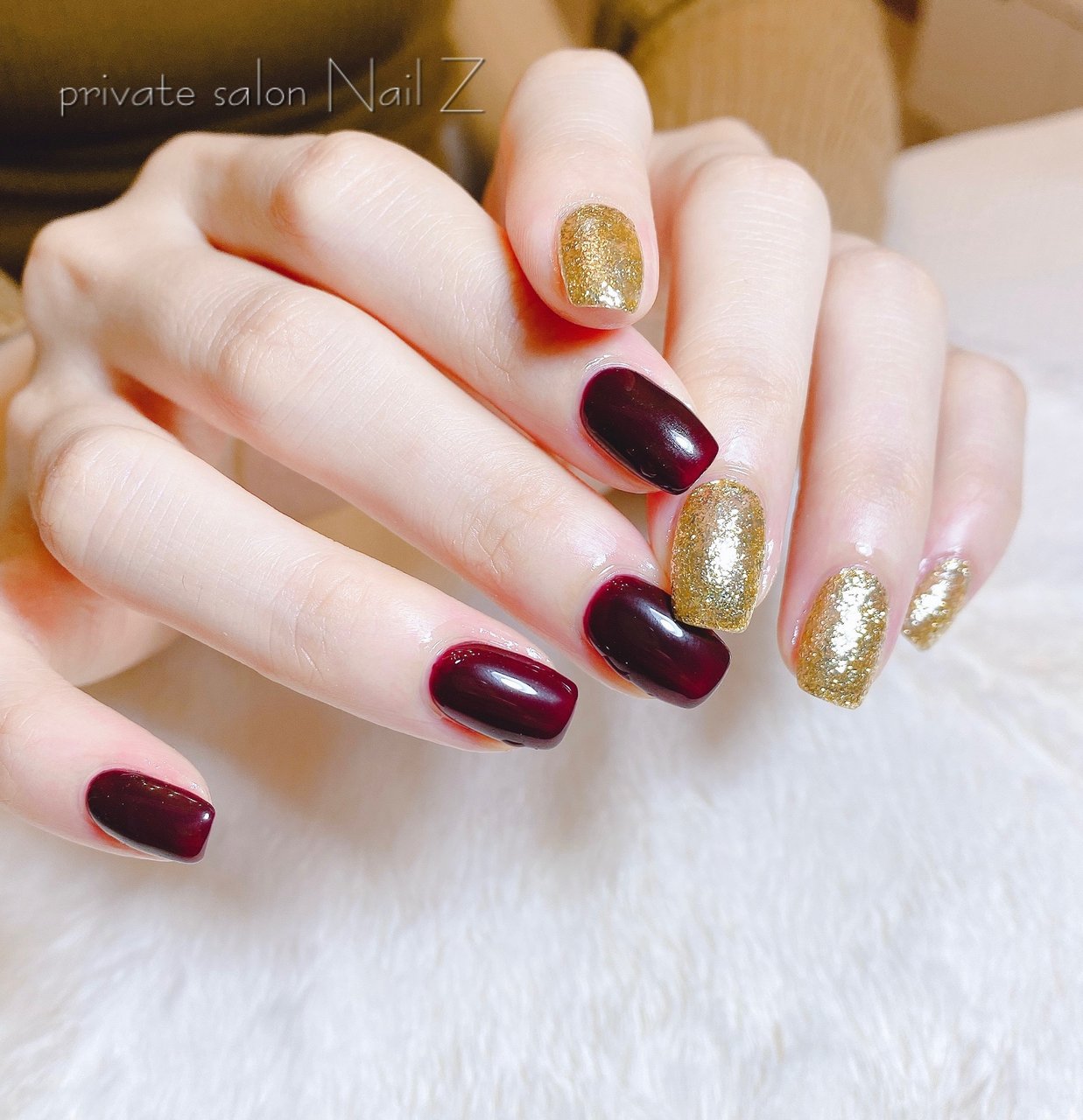 ハンド ラメ ワンカラー ショート ボルドー Nail Z ネイルジー のネイルデザイン No ネイルブック