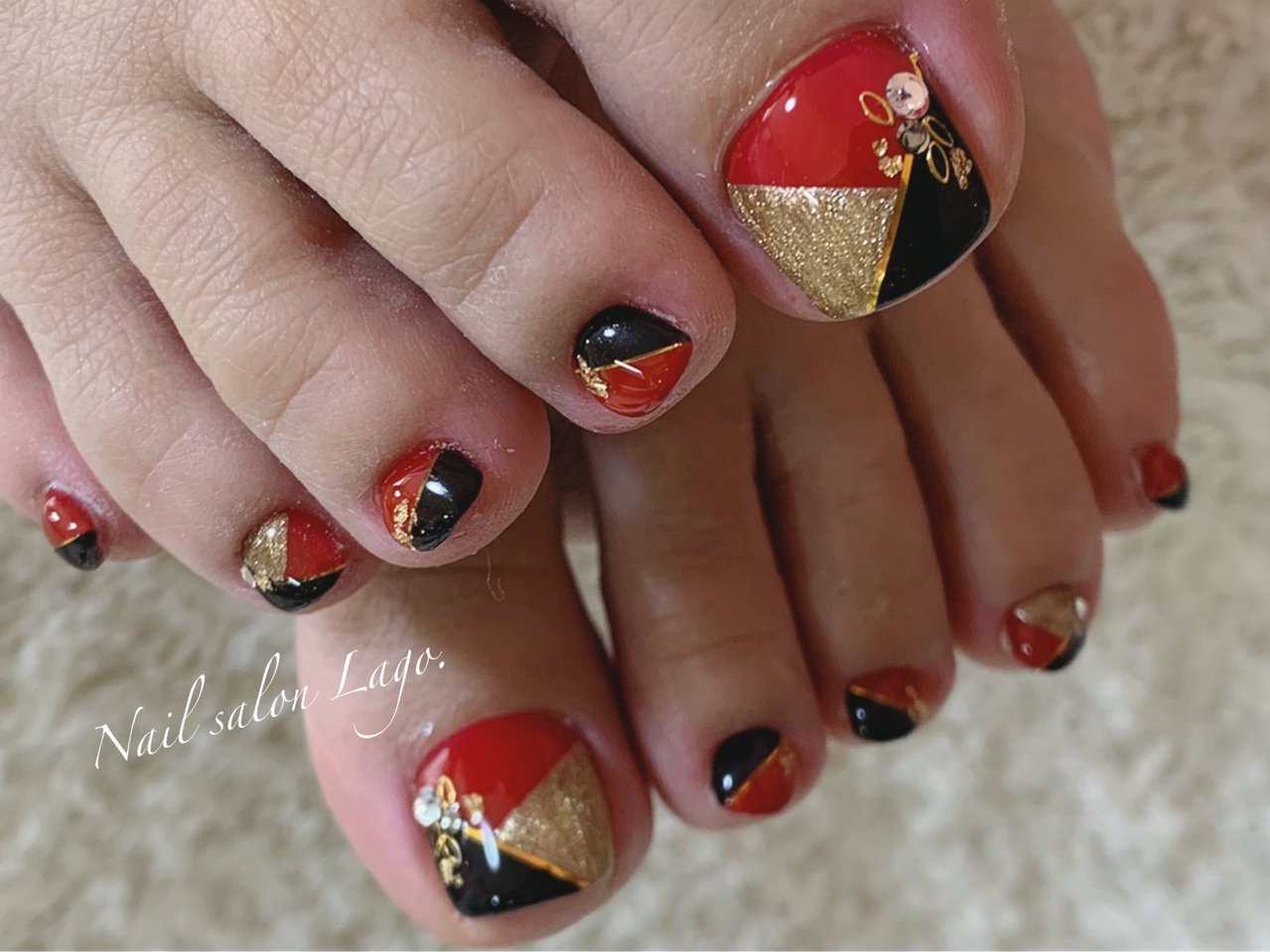 冬 お正月 成人式 浴衣 フット Nailsalonlagoのネイルデザイン No ネイルブック