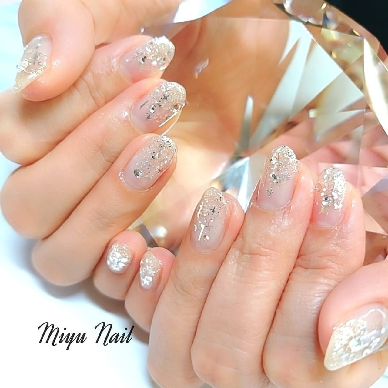 冬 オールシーズン ハンド グラデーション ホログラム Miyu Nailのネイルデザイン No ネイルブック