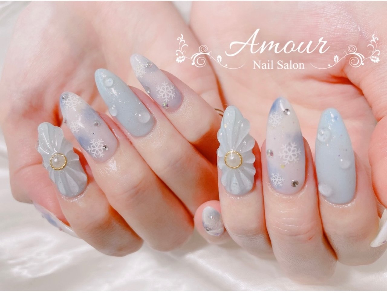 冬 ハンド ホログラム ラメ フラワー Nailsalon Amourのネイルデザイン No ネイルブック