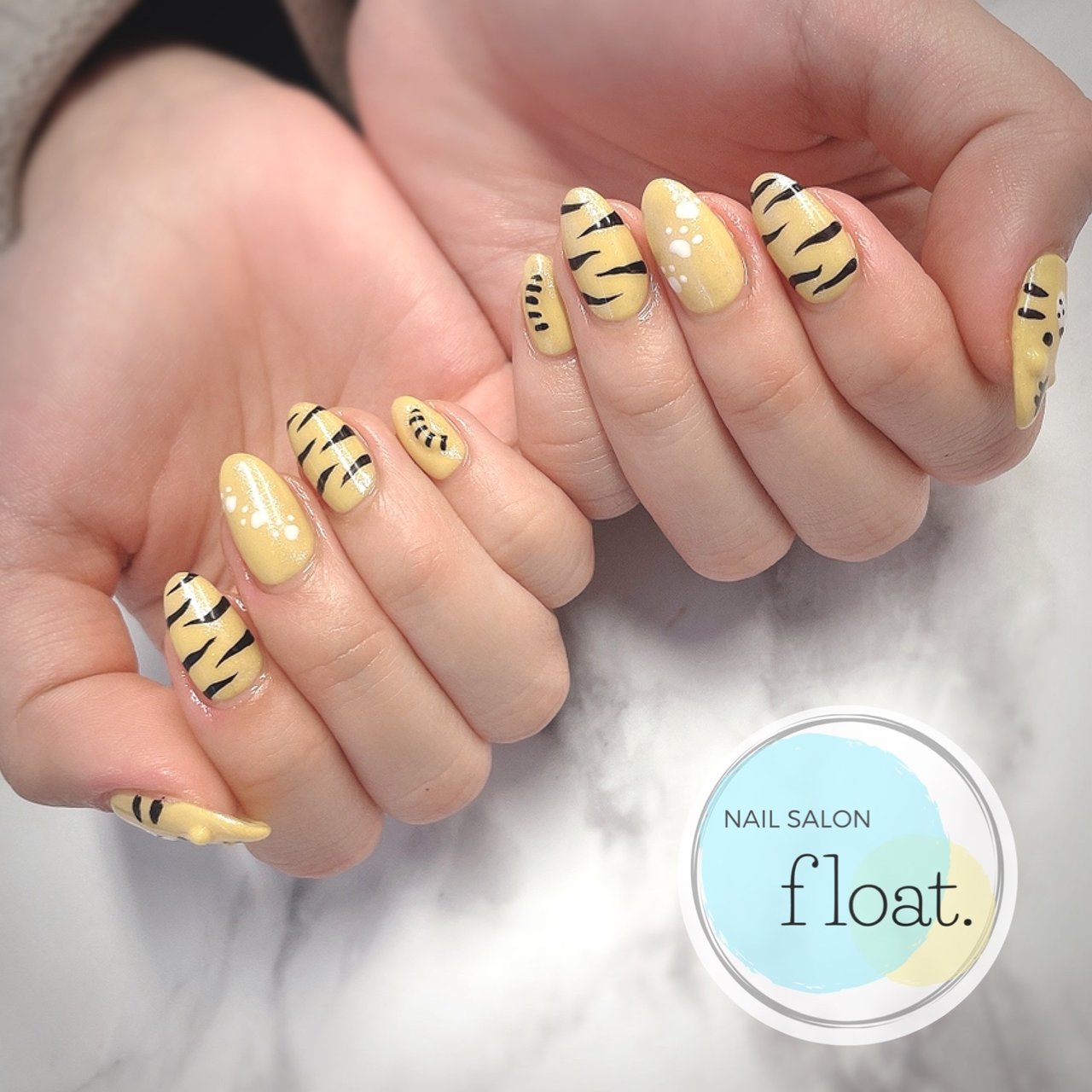 冬 お正月 ハンド ワンカラー アニマル柄 Nail Salon Floatのネイルデザイン No ネイルブック