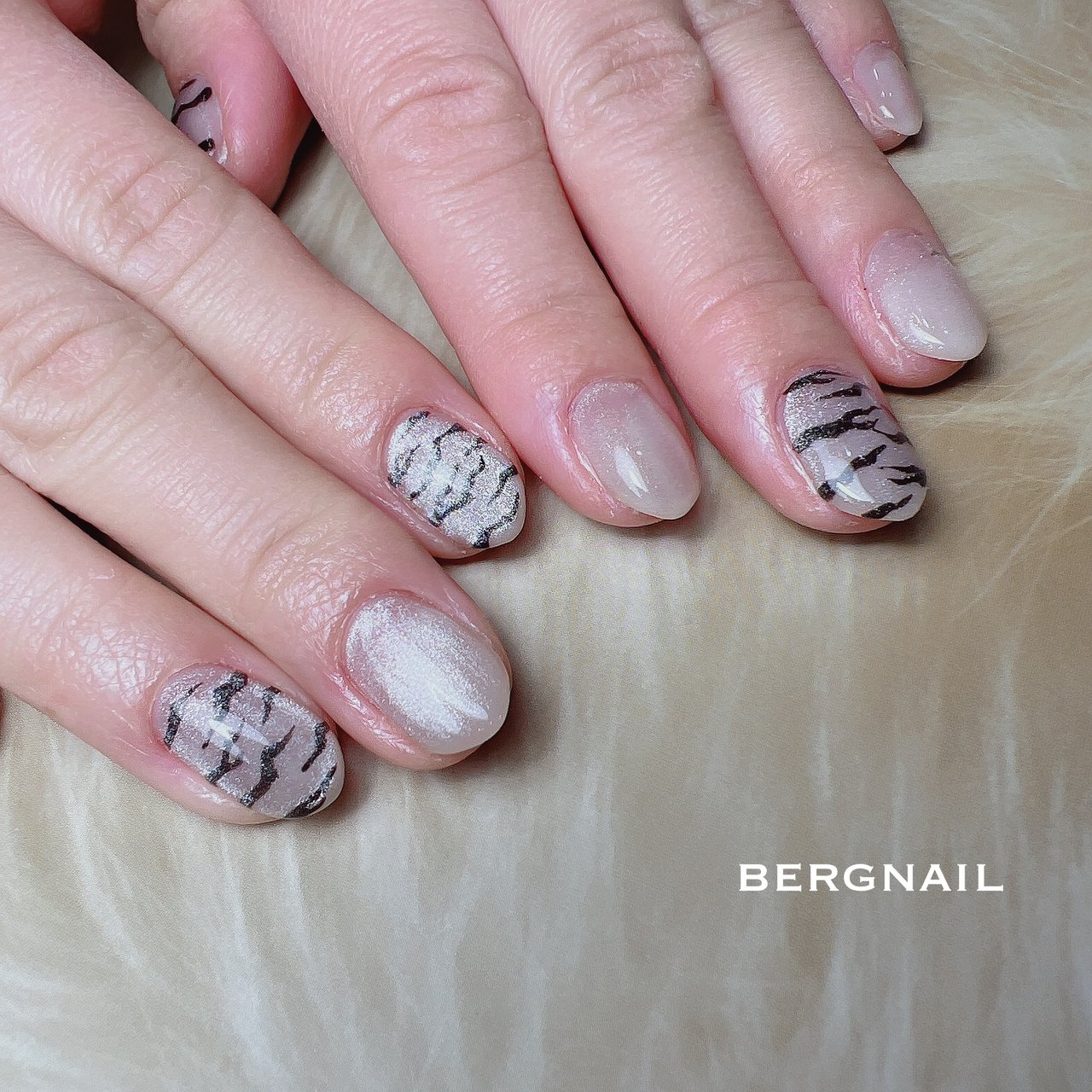 Bergnailのネイルデザイン No ネイルブック