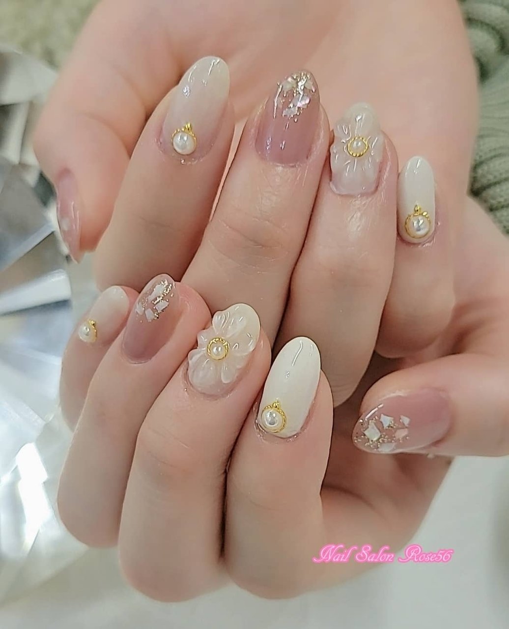 オールシーズン ハンド フラワー シェル ミディアム Nail Salon Rose 56のネイルデザイン No ネイルブック