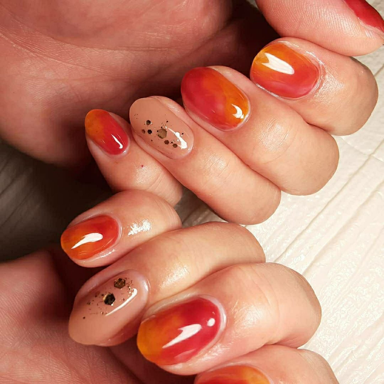 冬 お正月 ハンド グラデーション ホログラム Chikako Sasakiのネイルデザイン No ネイルブック