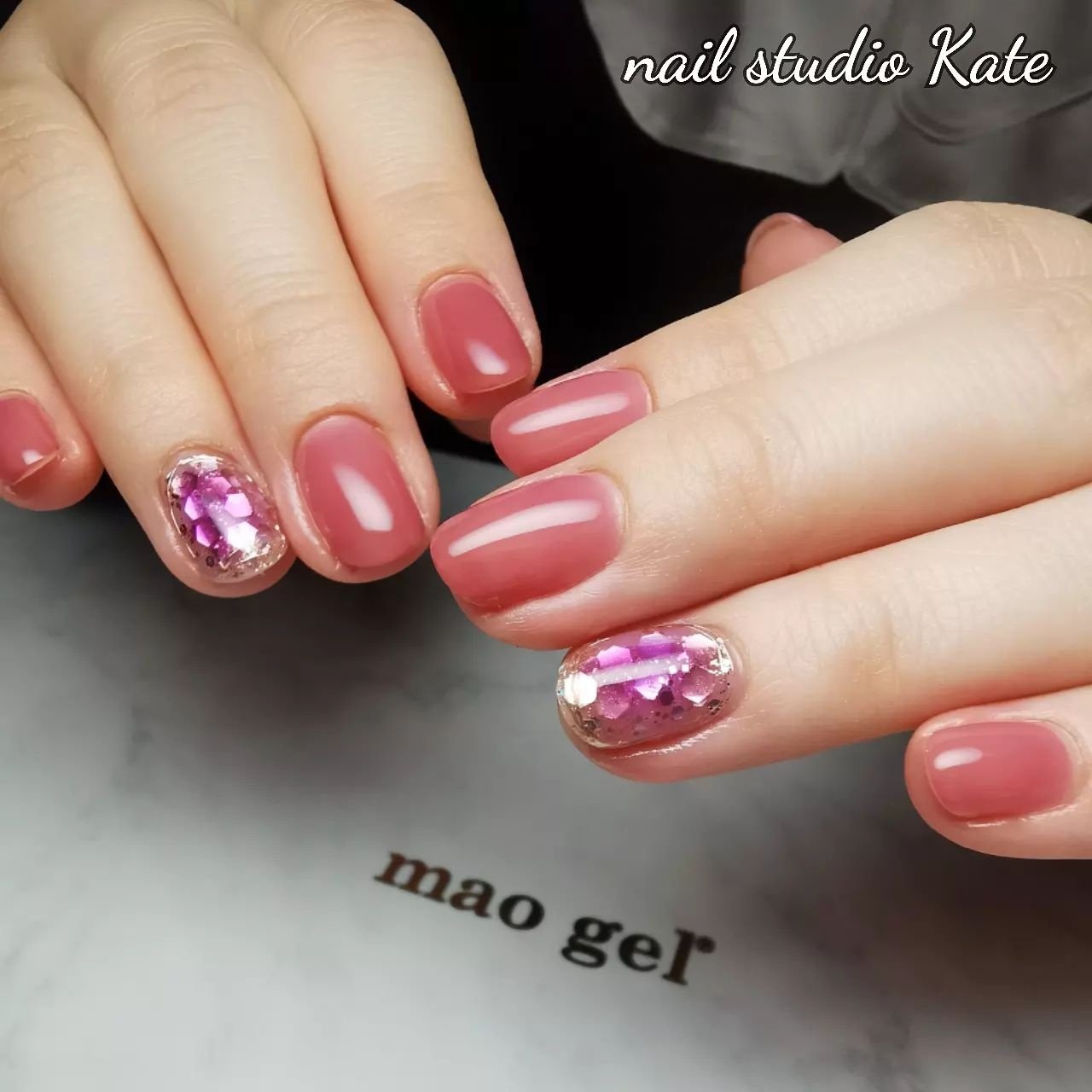 冬 オールシーズン ハンド シンプル ホログラム イケコのネイルデザイン No ネイルブック