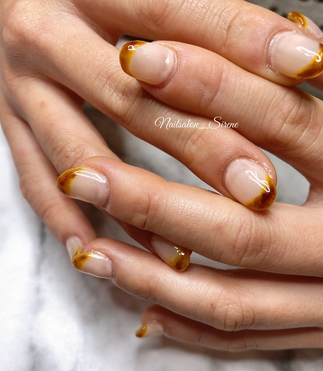 お正月 ハンド 変形フレンチ べっ甲 ショート Nailsalon Sireneのネイルデザイン No ネイルブック