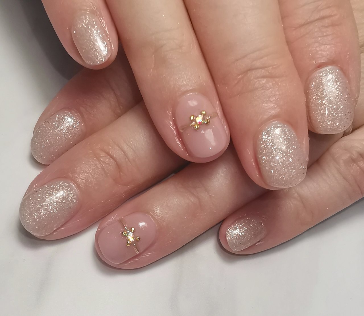 オールシーズン お正月 バレンタイン オフィス ハンド Reveのネイルデザイン No ネイルブック