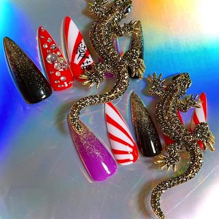 ネイルチップ 成人式 派手ネイル トカゲネイル ロングネイル ギャル ネイルチップ 成人式 派手ネイル トカゲ デカパーツトラ