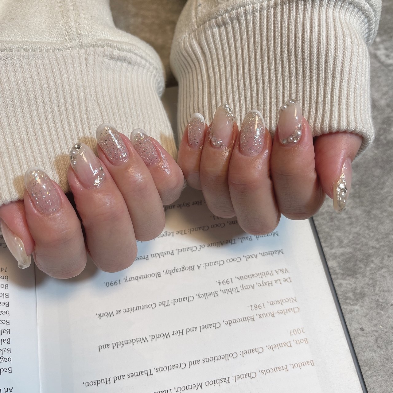 冬 オールシーズン ブライダル 女子会 ハンド Nail Lipineのネイルデザイン No ネイルブック
