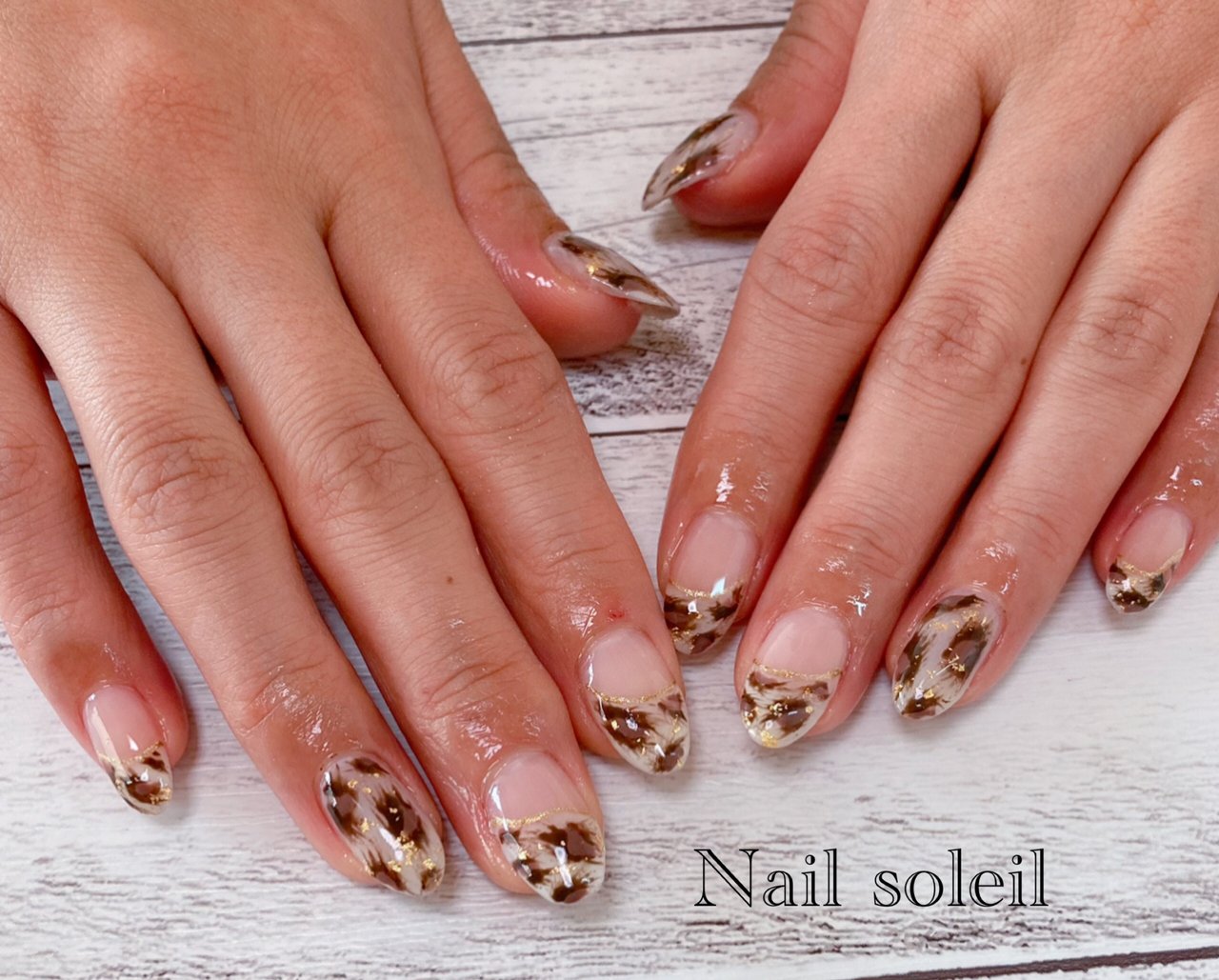 秋 冬 ハンド シンプル 変形フレンチ Saoriのネイルデザイン No ネイルブック