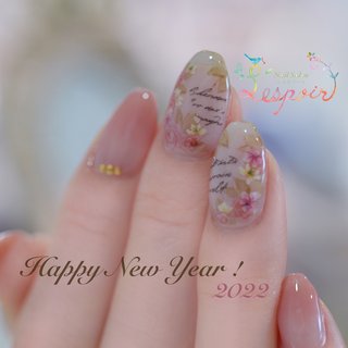 シンプル 押し花のネイルデザイン ネイルブック