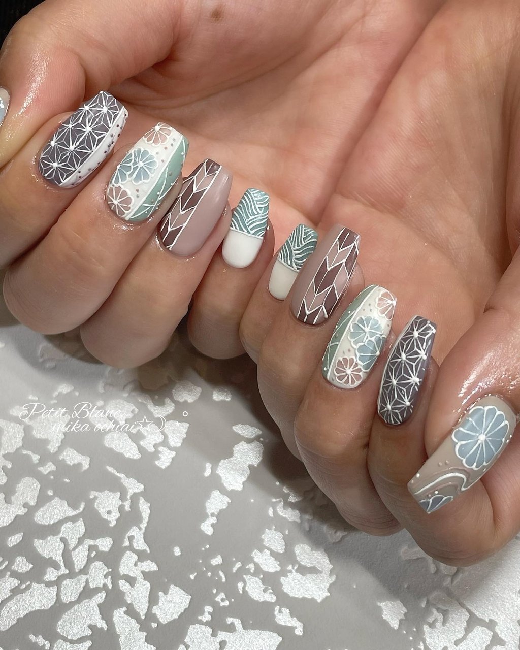 ハンド ワンカラー アイシング ジェルネイル Mika Ochiaiのネイルデザイン No ネイルブック