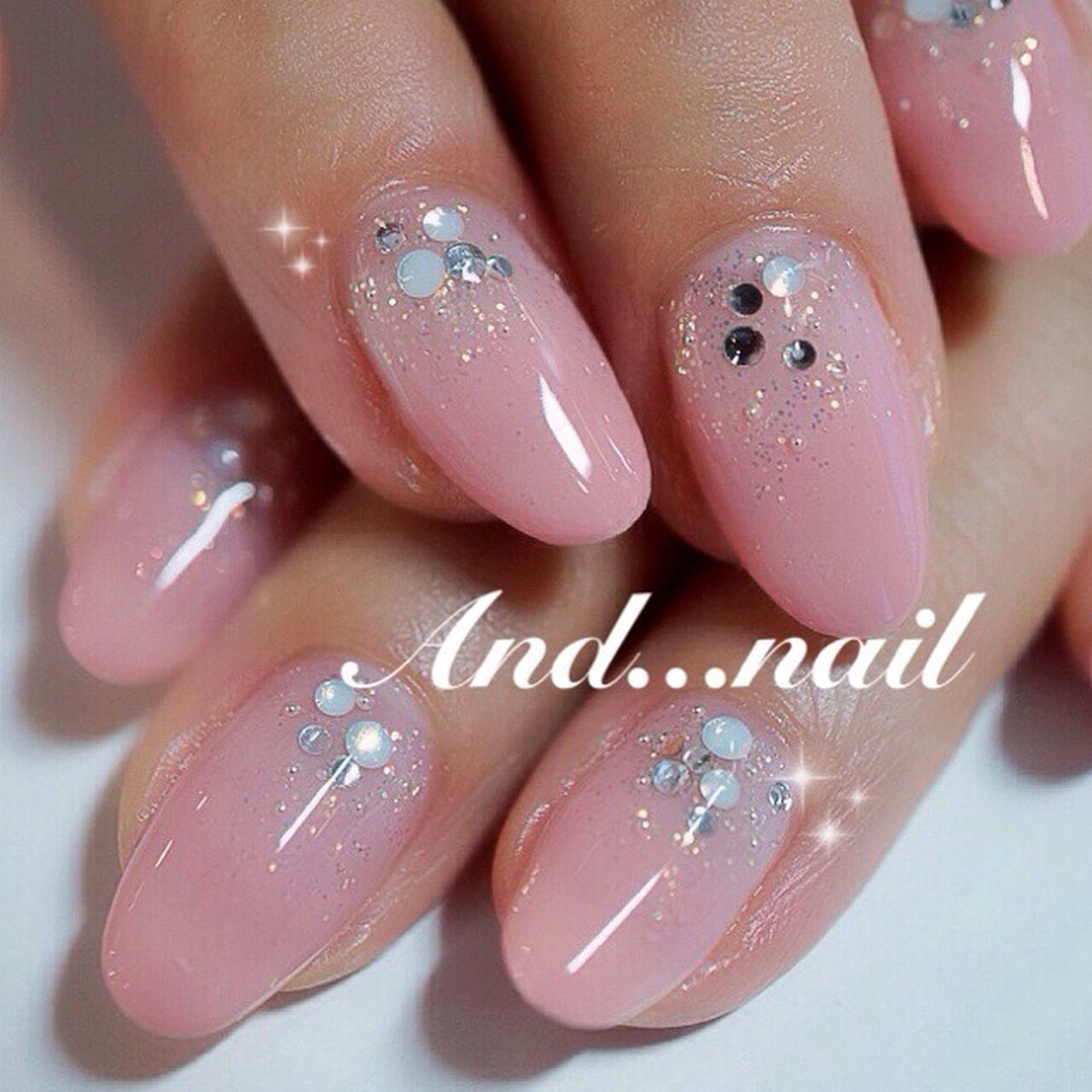 春 ハンド グラデーション ピンク ジェルネイル 白川麻里 神戸アンドネイルのネイルデザイン No ネイルブック