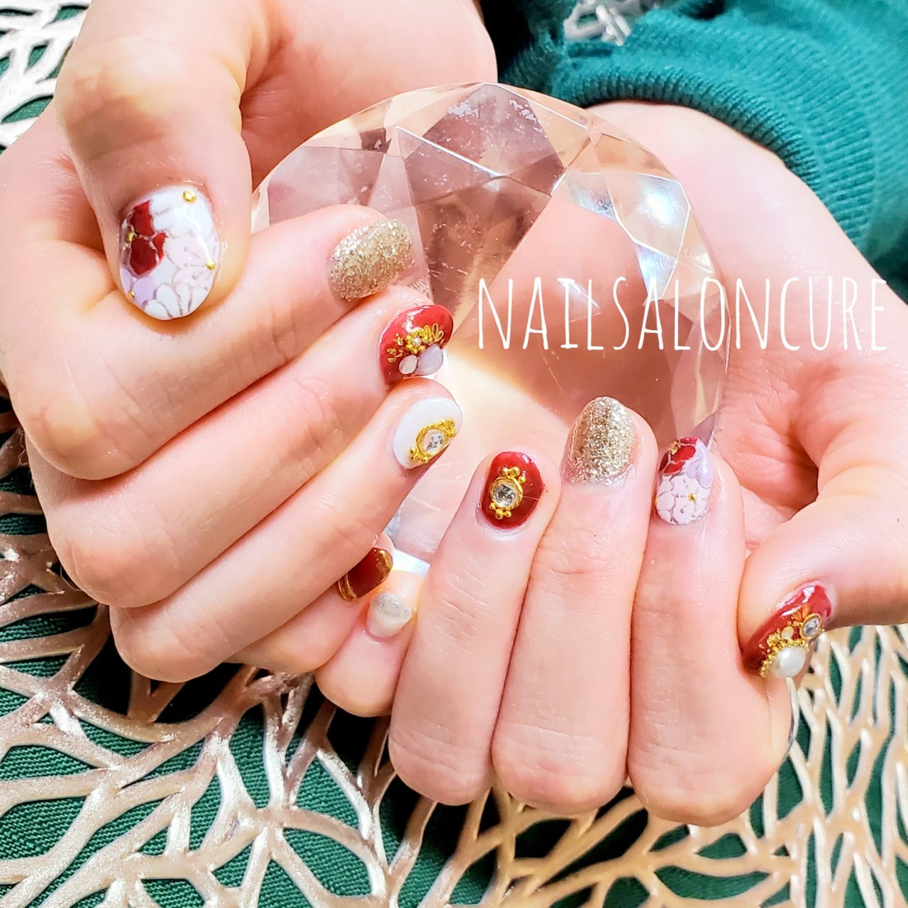 成人式 ブライダル パーティー ハンド ビジュー Nailsaloncureのネイルデザイン No ネイルブック