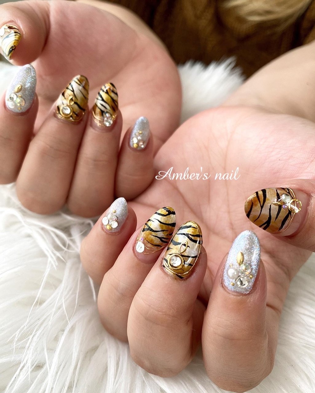 冬 お正月 女子会 ハンド アニマル柄 Amber S Nail アンバーズネイルのネイルデザイン No ネイルブック