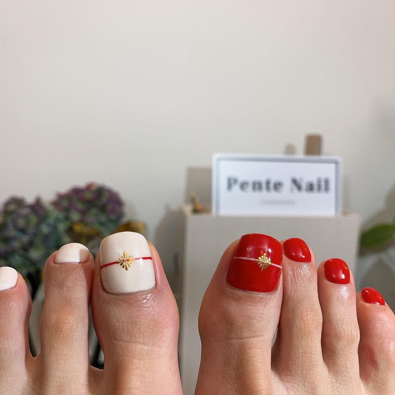 冬 お正月 ブライダル 女子会 フット Pente Nailのネイルデザイン No ネイルブック