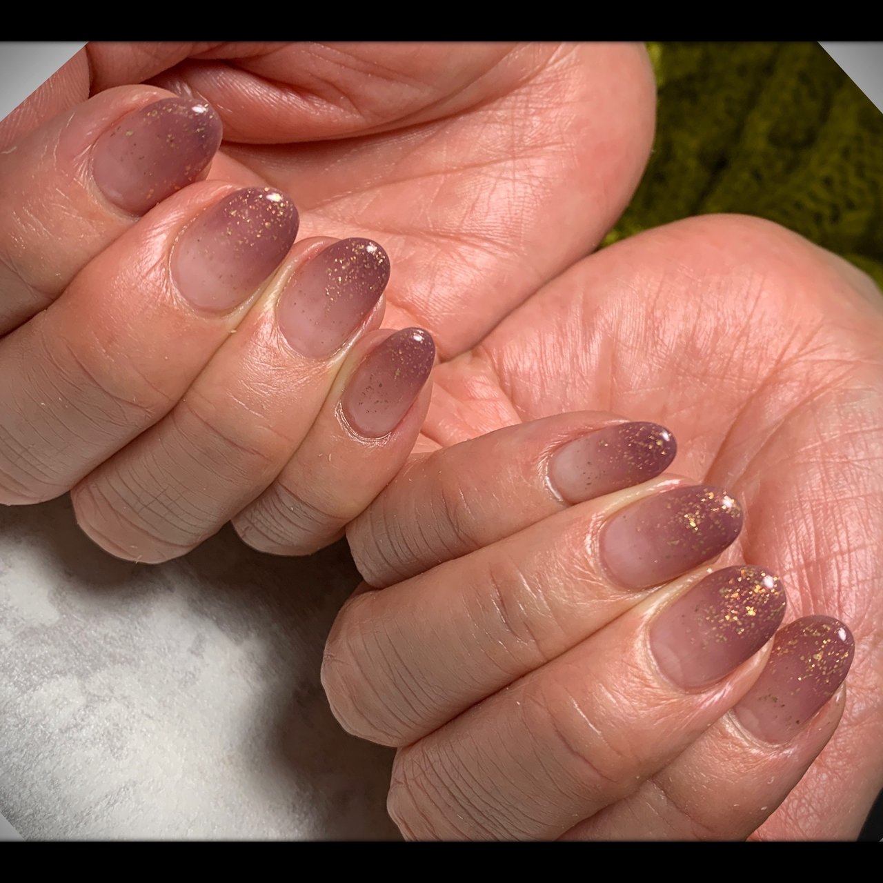 秋 冬 オールシーズン ハンド グラデーション Mnail Privatenailsalon のネイルデザイン No ネイルブック