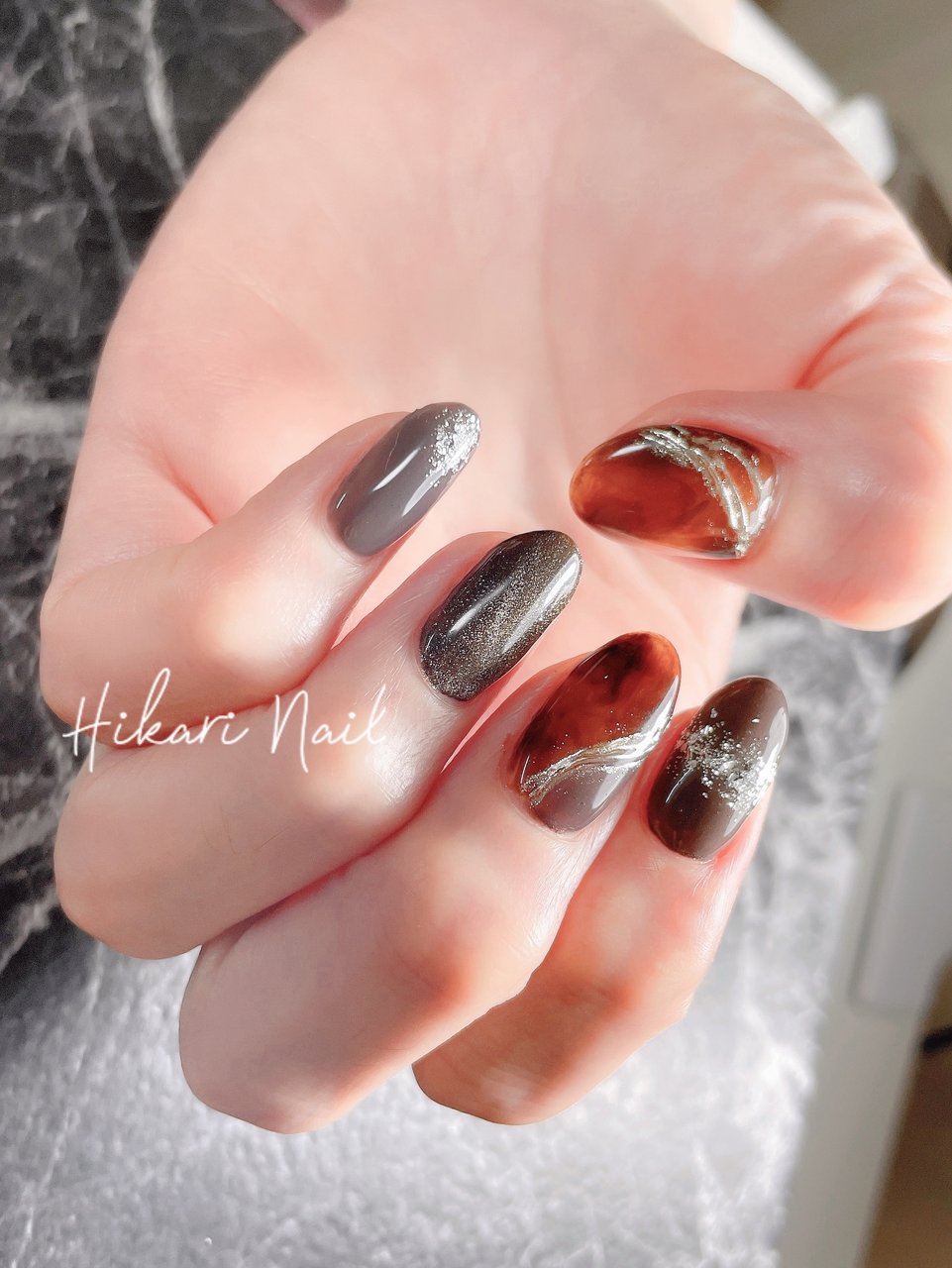 秋 冬 ハンド シースルー ニュアンス 大曲hikari Nail ﾋｶﾘﾈｲﾙのネイルデザイン No ネイルブック