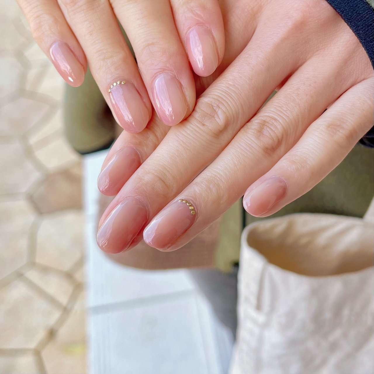 ハンド シンプル グラデーション ショート ホワイト Nail Lipineのネイルデザイン No ネイルブック