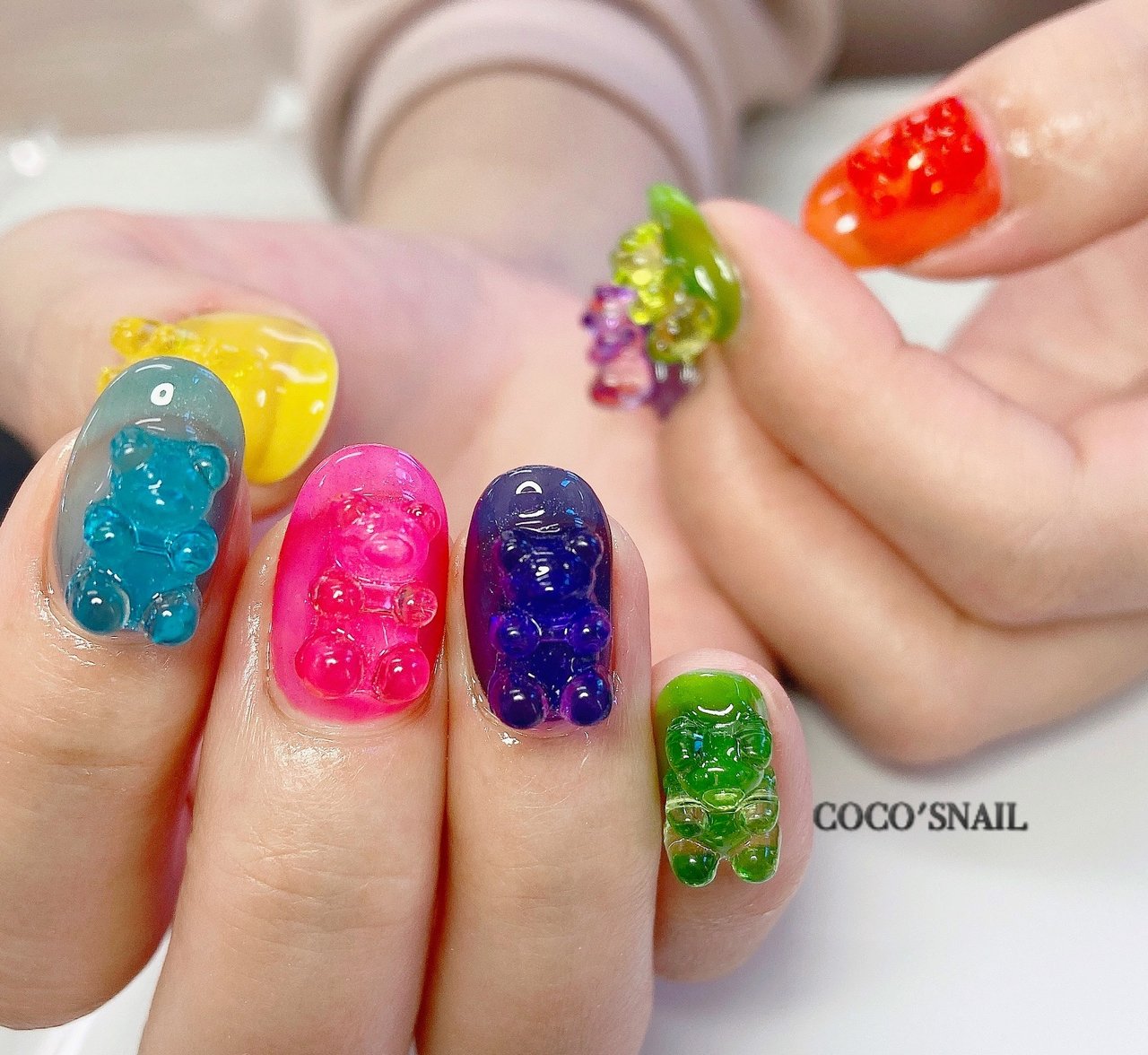 オールシーズン ハンド ショート カラフル ジェルネイル Coco S Nailのネイルデザイン No ネイルブック