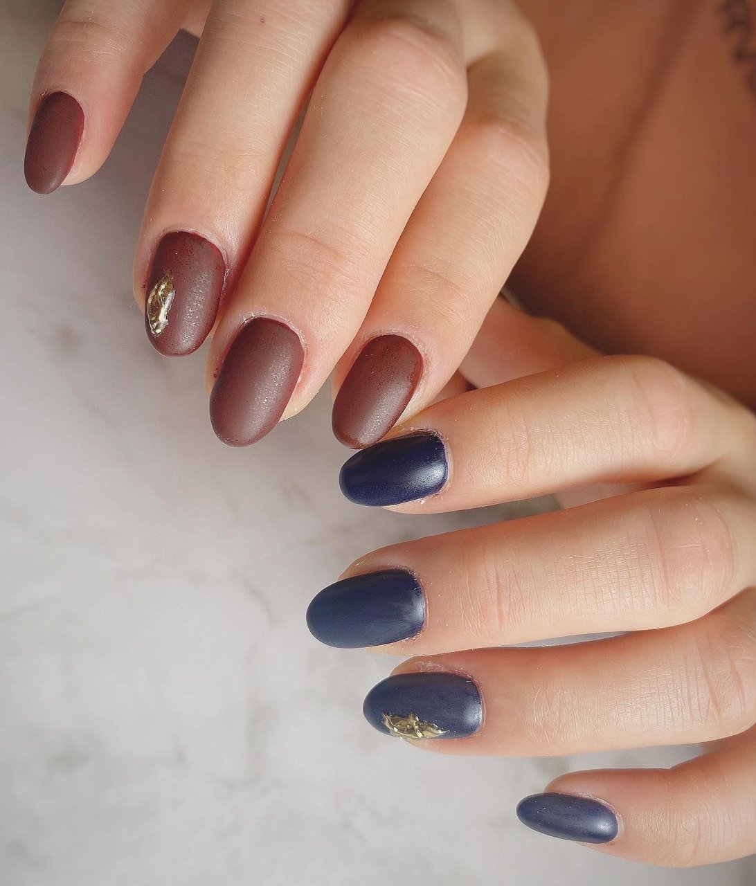 冬 ハンド ワンカラー ミディアム ネイビー Nami Fのネイルデザイン No ネイルブック