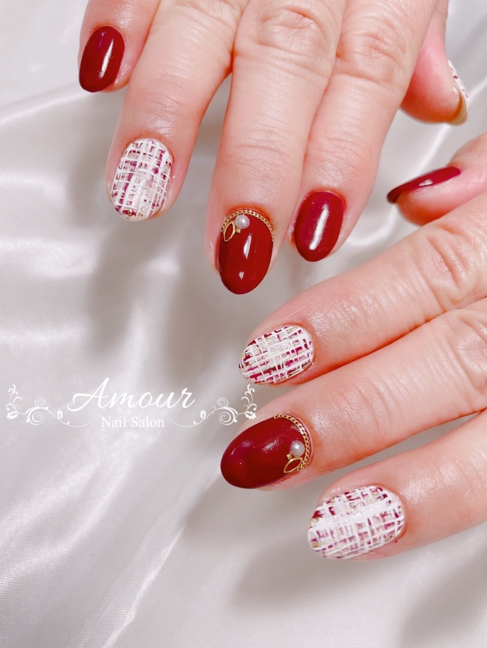 秋 冬 ハンド シンプル ビジュー Nailsalon Amourのネイルデザイン No ネイルブック