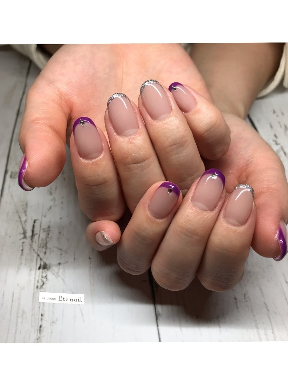 オールシーズン ハンド フレンチ ラメ パープル Ete Nailのネイルデザイン No ネイルブック